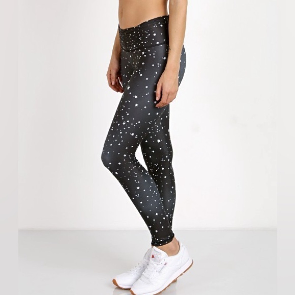Strut This Hudson Star Print Leggings M Black White High Waist Athletic NWT